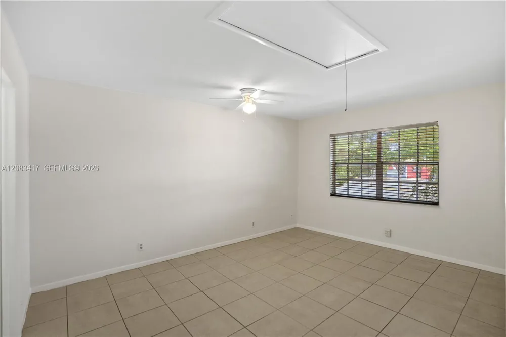 1749 SW 81st Ln #5-30 Davie, FL 33324