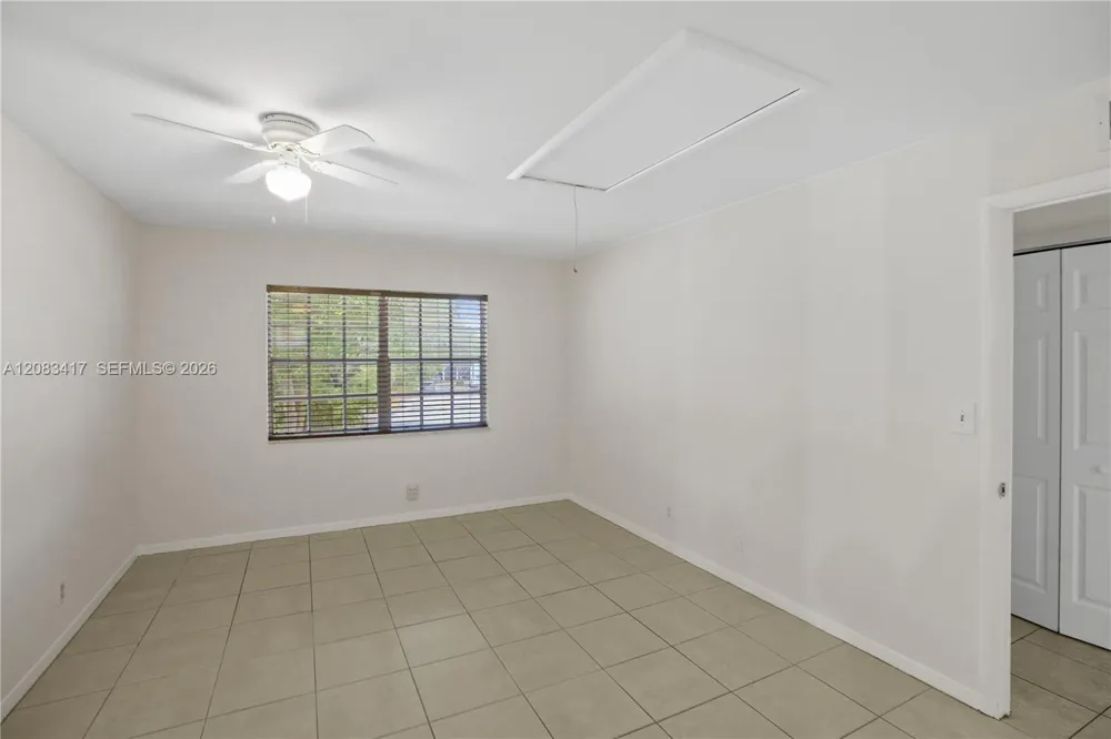 1749 SW 81st Ln #5-30 Davie, FL 33324