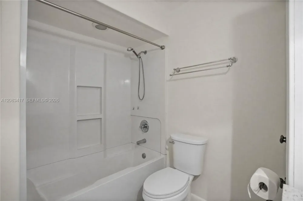 1749 SW 81st Ln #5-30 Davie, FL 33324
