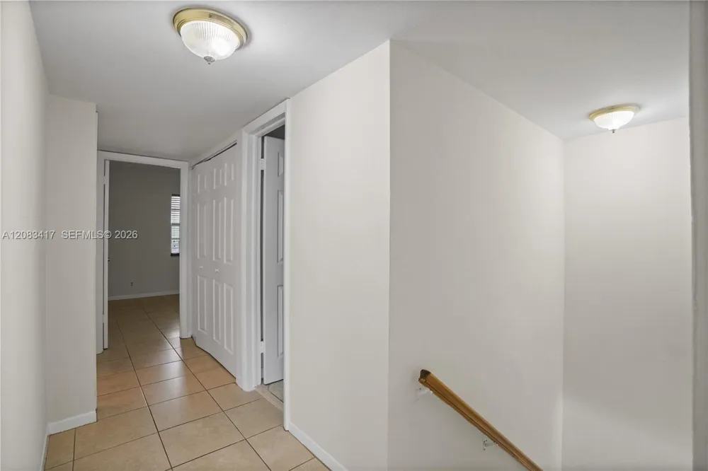 1749 SW 81st Ln #5-30 Davie, FL 33324