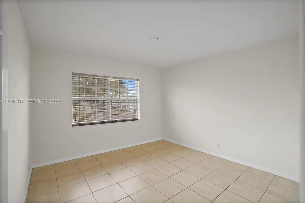1749 SW 81st Ln #5-30 Davie, FL 33324