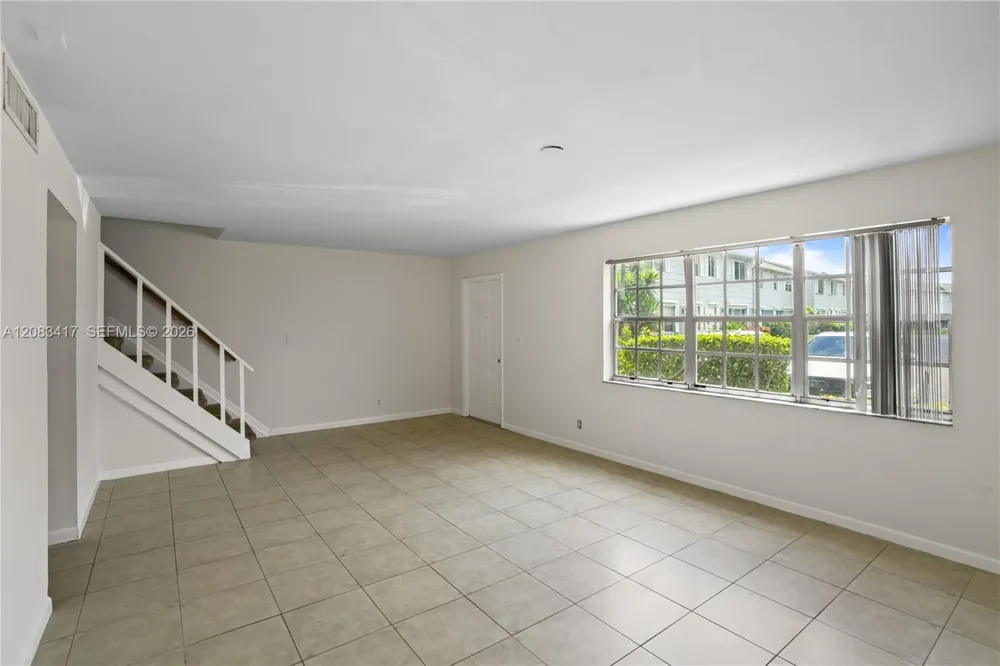 1749 SW 81st Ln #5-30 Davie, FL 33324