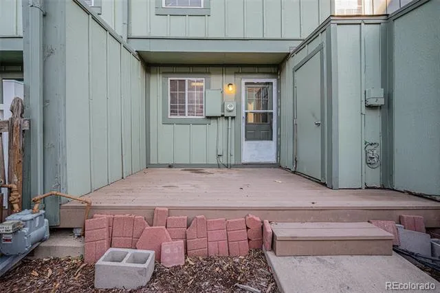 11945 E Ford Drive Aurora, CO 80012