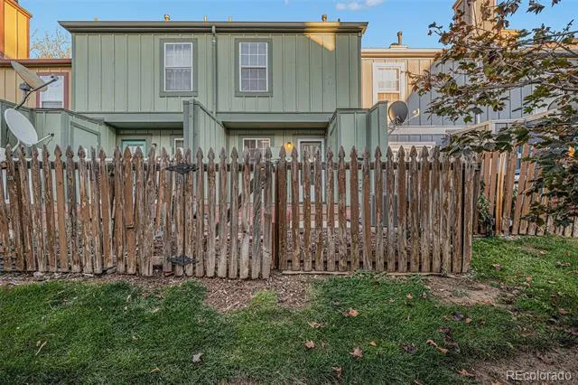 11945 E Ford Drive Aurora, CO 80012
