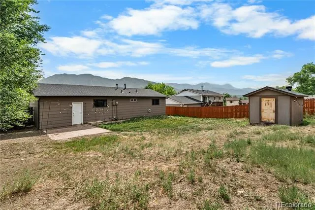 4365 Drummond S Colorado Springs, CO 80906