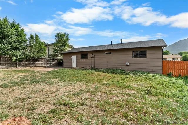 4365 Drummond S Colorado Springs, CO 80906