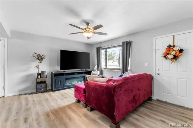 4365 Drummond S Colorado Springs, CO 80906