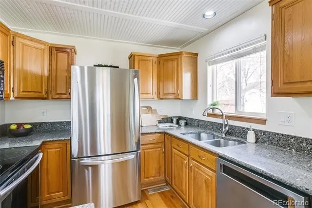 1385 S Hudson Street Denver, CO 80222