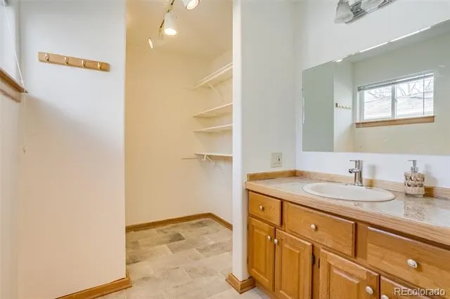 1385 S Hudson Street Denver, CO 80222