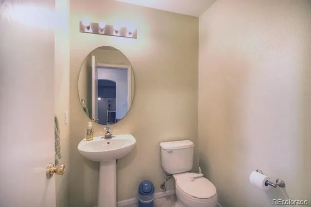 17085 Foxcross Drive Monument, CO 80132