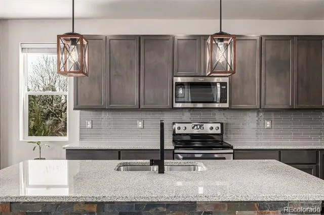 4231 Prairie Drive Brighton, CO 80601