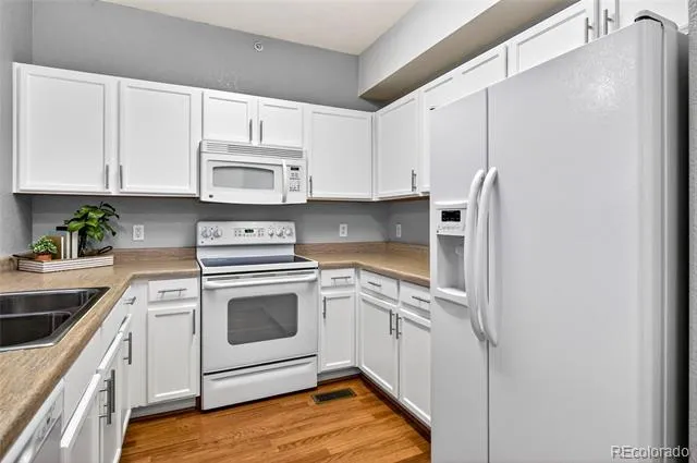 9758 Laredo St #28C Commerce City, CO 80022
