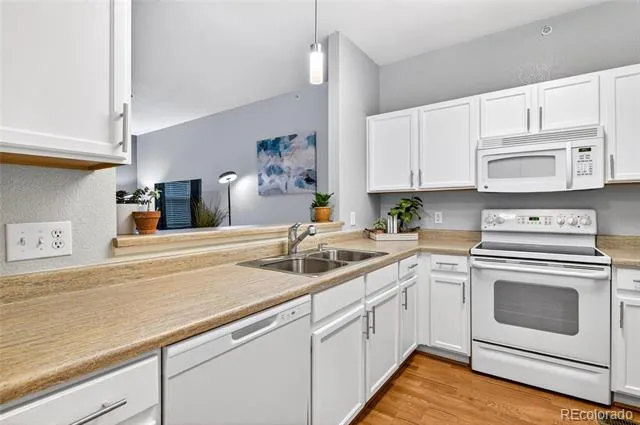 9758 Laredo St #28C Commerce City, CO 80022