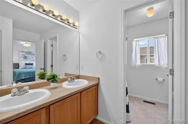 9758 Laredo St #28C Commerce City, CO 80022