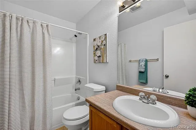 9758 Laredo St #28C Commerce City, CO 80022