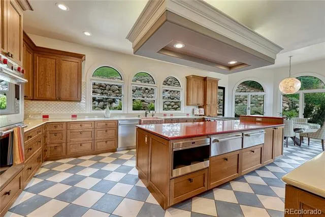 3 Pine Road Colorado Springs, CO 80906