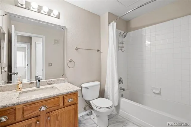 3780 Riviera Grove #204 Colorado Springs, CO 80922