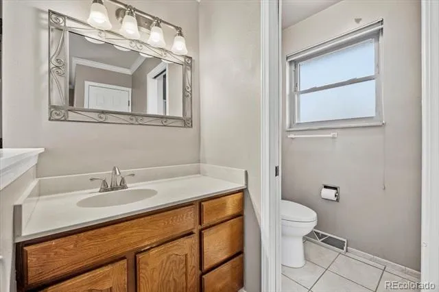 5477 S Cimarron Road Littleton, CO 80123