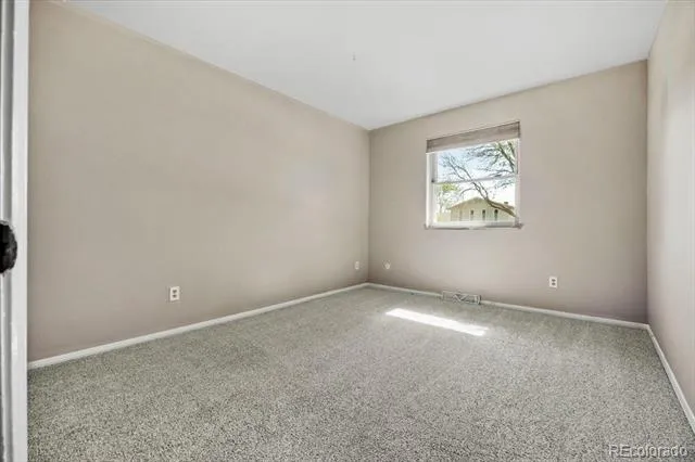 5477 S Cimarron Road Littleton, CO 80123
