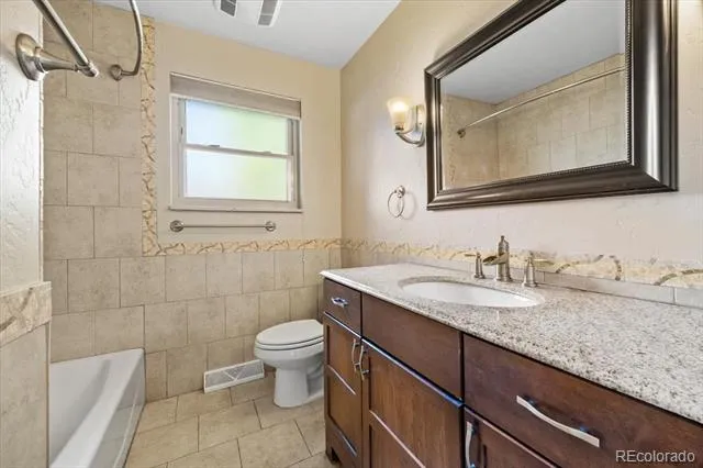 5477 S Cimarron Road Littleton, CO 80123