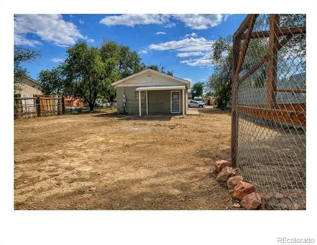 1729 E Abriendo Avenue Pueblo, CO 81004