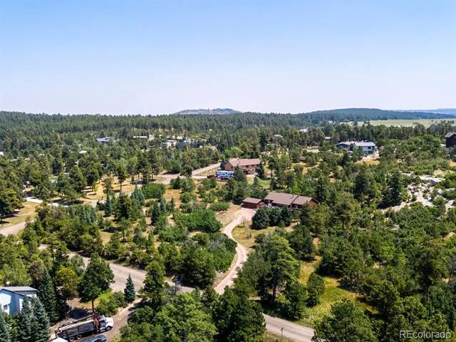 15969 Ray Drive Larkspur, CO 80118