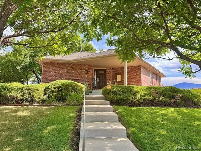 8371 S Upham Way #208 Littleton, CO 80128