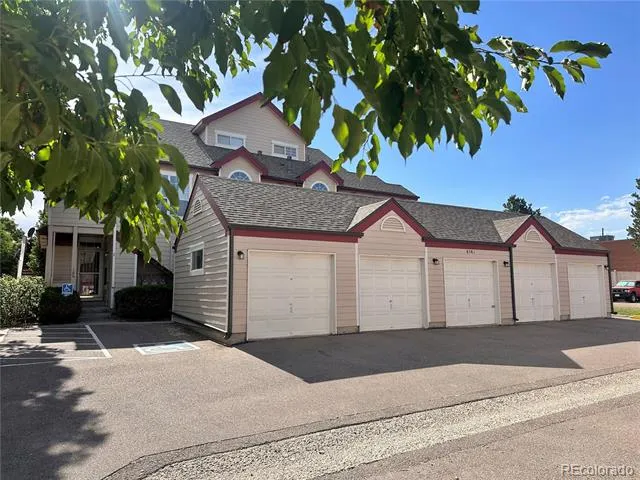 8371 S Upham Way #208 Littleton, CO 80128