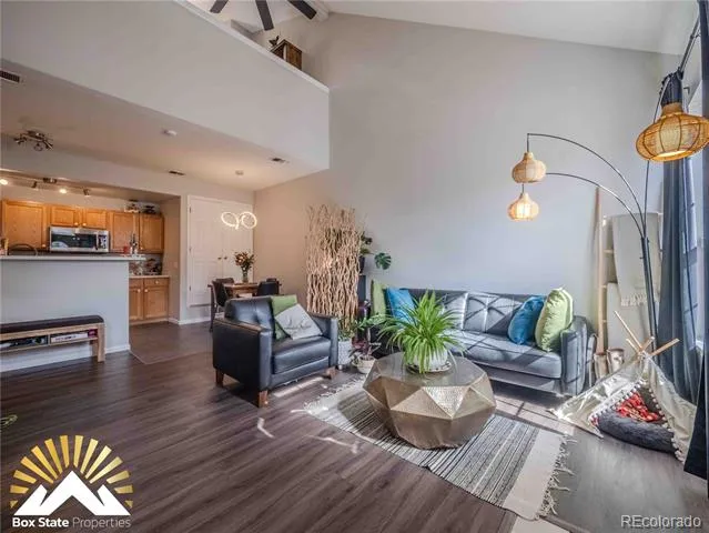 8371 S Upham Way #208 Littleton, CO 80128