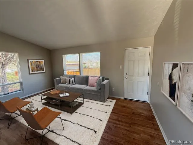 5674 W Chestnut Avenue Littleton, CO 80128