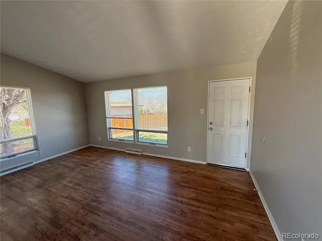 5674 W Chestnut Avenue Littleton, CO 80128