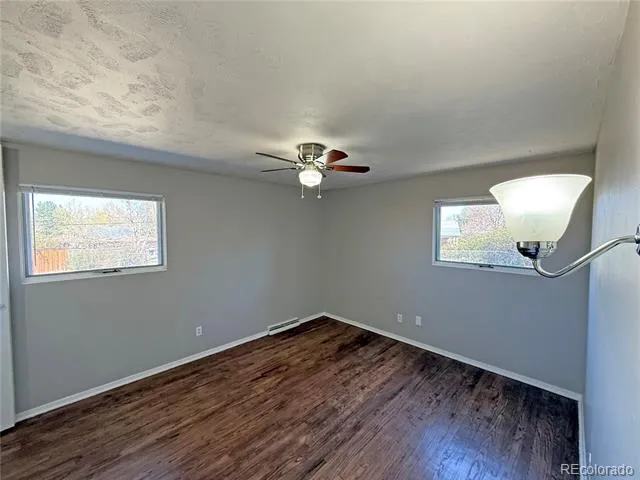 5674 W Chestnut Avenue Littleton, CO 80128