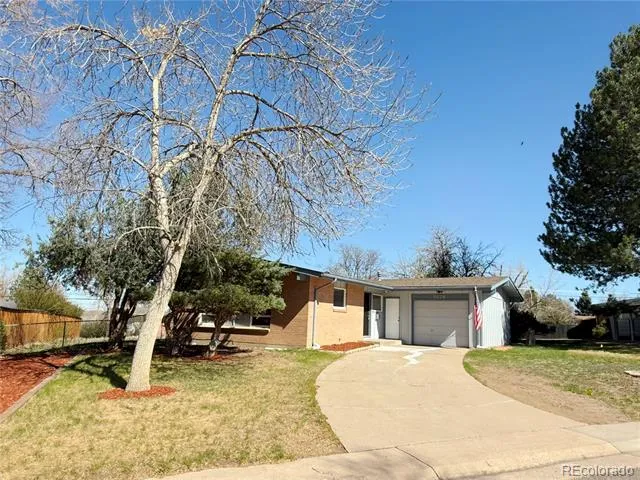 5674 W Chestnut Avenue Littleton, CO 80128