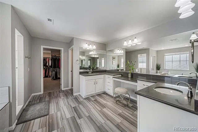 4992 Liverpool Street Denver, CO 80249