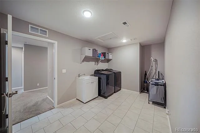 4992 Liverpool Street Denver, CO 80249