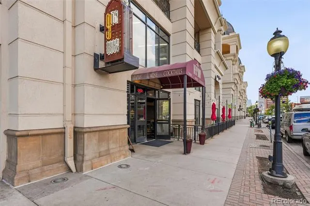 925 Lincoln Street #5B Denver, CO 80203