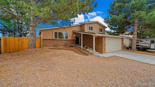 5625 Escapardo Way Colorado Springs, CO 80917