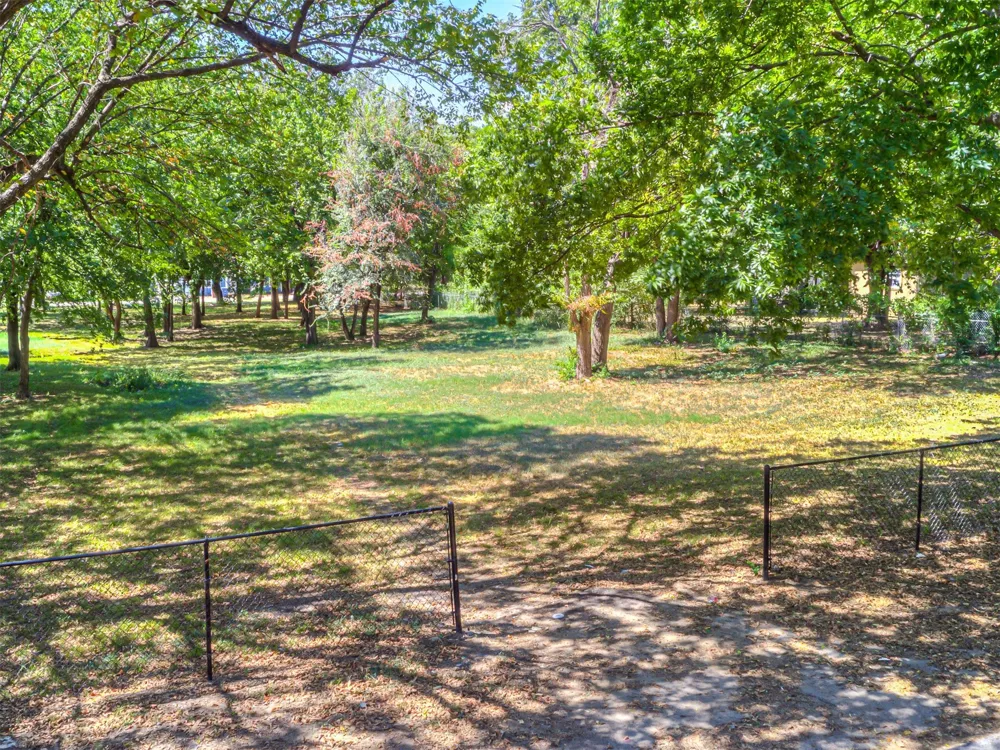 2226 Birmingham Place Tulsa, OK 74110