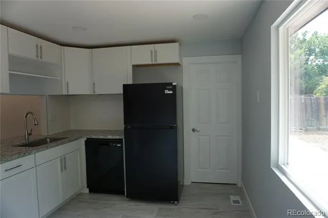 5527 Chandler Court Denver, CO 80239
