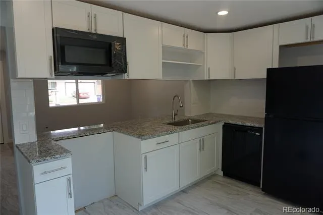 5527 Chandler Court Denver, CO 80239