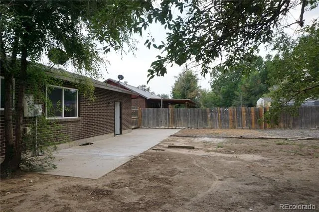 5527 Chandler Court Denver, CO 80239