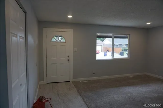 5527 Chandler Court Denver, CO 80239