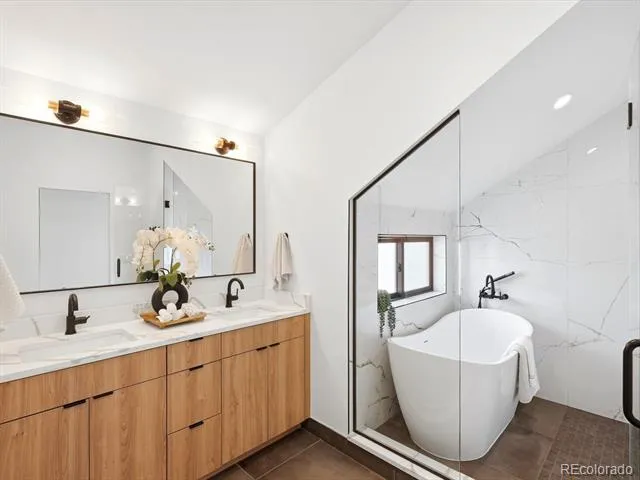 5220 W 22nd Avenue Edgewater, CO 80214
