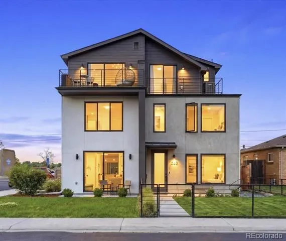 5220 W 22nd Avenue Edgewater, CO 80214