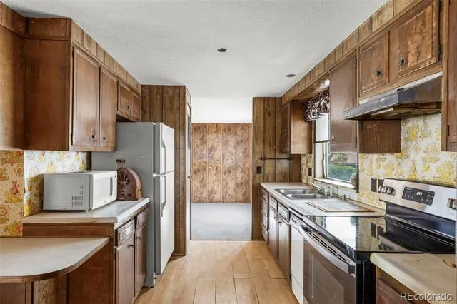 205 Murray Boulevard #229 Colorado Springs, CO 80916