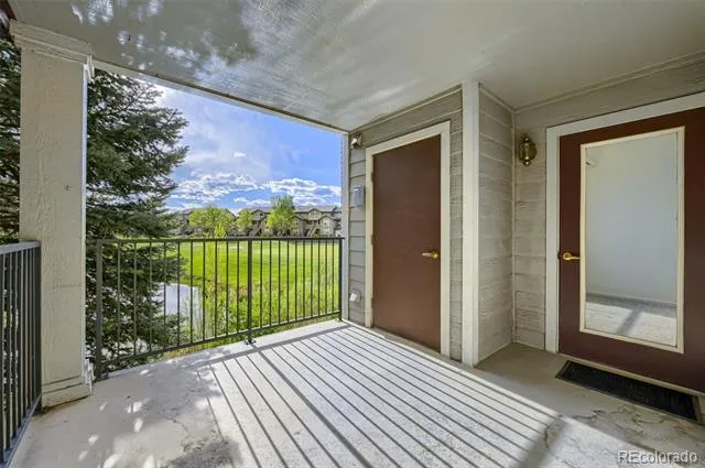 2894 W Riverwalk Circle #B112 Littleton, CO 80123
