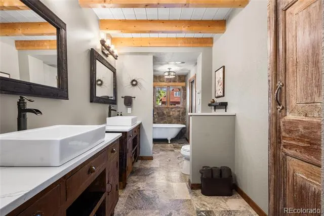 685 Jesse Lane Bailey, CO 80421