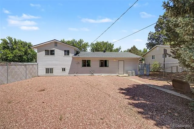 712 Lansing Drive Colorado Springs, CO 80909