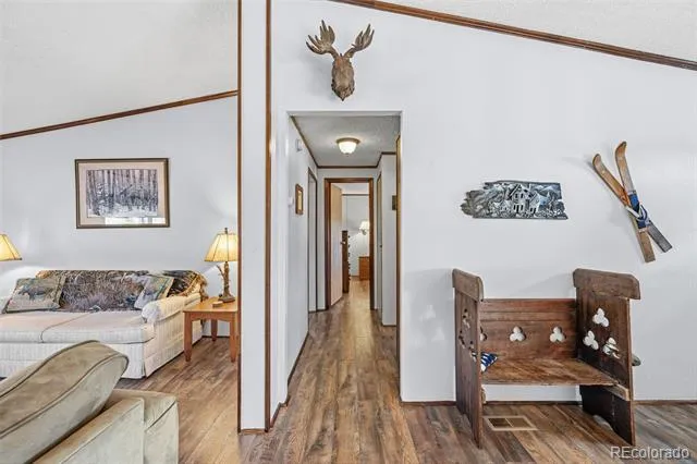 75 Sixth Street Como, CO 80432