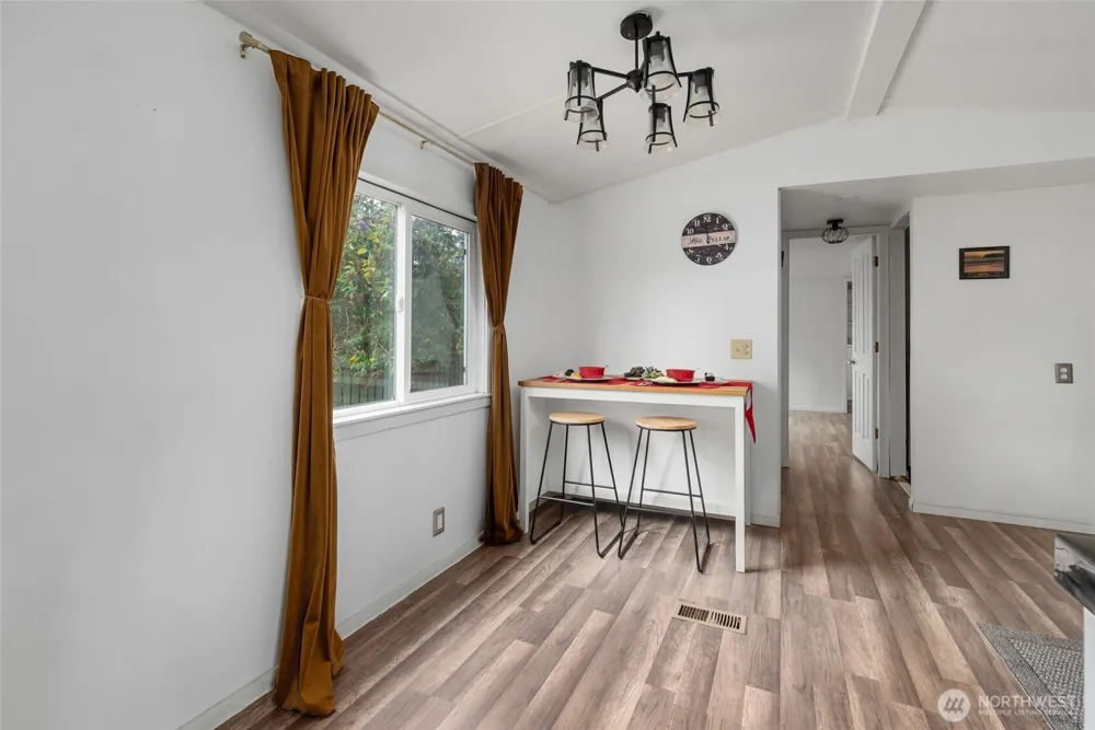 700 NW Crosby Avenue #164 Oak Harbor, WA 98277